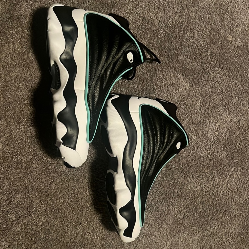 Jordan Pro Strong